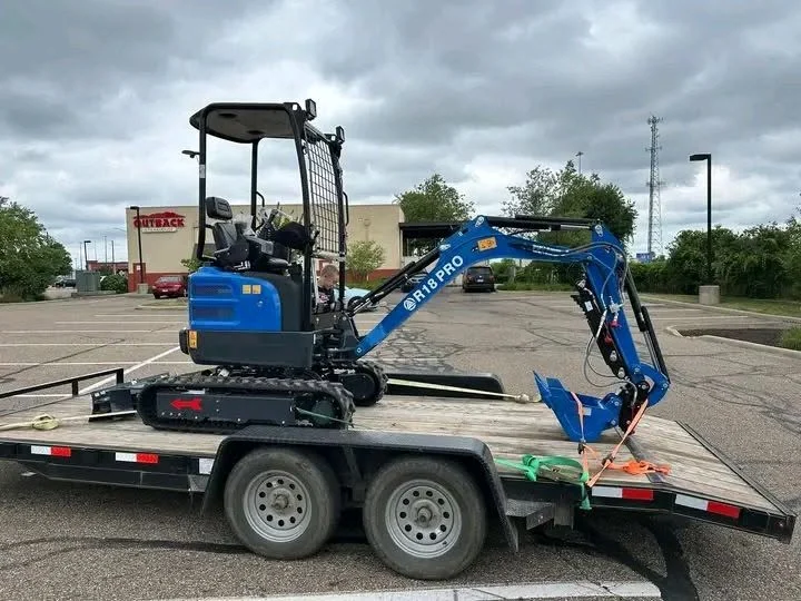 Just came across the RIPPA R18 and honestly, this looks like a pretty practical mini excavator. 👀
